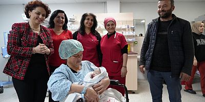 Gaziantep'te yılın ilk bebeği 00.02'de dünyaya geldi