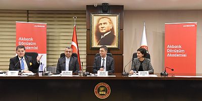  GSO’da “2026 Dış Ticaret Öngörüleri ve Hedef Pazarlar” Paneli Yoğun İlgi Gördü