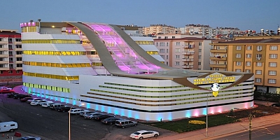 HANIMLARDAN ÖZGECAN KÜLTÜR MERKEZİ’NE YOĞUN İLGİ