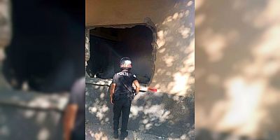 Hasarlı binaların çevresinde polis denetimi