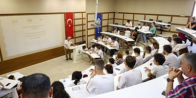 HKÜ'de Gençlik Çalışanları için Girişimcilik Festivali
