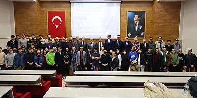 HKÜ’de “Türkiye Yüzyılı’nda Mühendislik Eğitimi” Konferansı