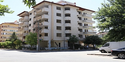 HÜDA PAR Gaziantep İl Başkanı Göçer Ağır hasarlı binalar risk oluşturuyor