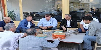 HÜDA PAR Gaziantep Milletvekili Demir, buğday satışına katıldı