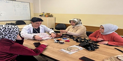 Gaziantep'te Kadınlar Naylon Poşetlere Yeniden Hayat Veriyor