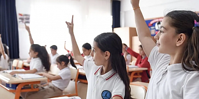 Okullara forma zorunluluğu geri geliyor! Bakan Tekin detayları açıkladı