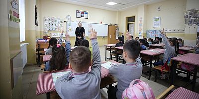 Okullarda ara tatil sonrası ilk ders zili çaldı