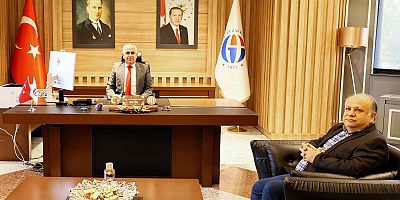 REKTÖR DOĞAN’DAN TÜBA ASİL ÜYESİ PROF. DR. ÇEVİK’E TEBRİK