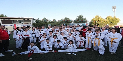 ŞAHİNBEY BELEDİYESİ YAZ SPOR OKULLARI BAŞLADI ALDI