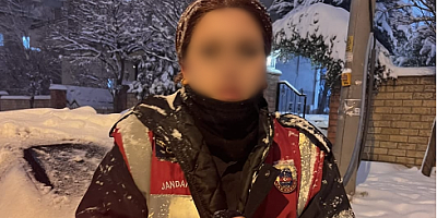 Sahte Jandarma Kıyafetiyle Vatandaşları Yanılttı: Gözaltına Alındı