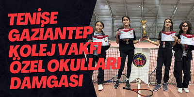 Tenise Gaziantep Kolej Vakfı Özel Okulları Damgası