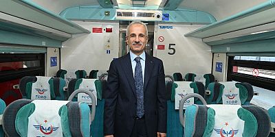 TÜRKİYE 16 YIL ÖNCE YÜKSEK HIZLI TRENLE TANIŞTI