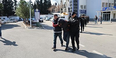 Türkiye'den 20 bin dolara Avrupa'ya insan kaçırıyor