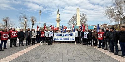 TÜRKİYE KAMU SEN MAAŞ ZAMLARINI PROTESTO ETTİ