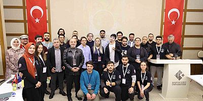 Türkiye’nin ilk “Yapay zeka ve prompt mühendisliği” etkinliği gerçekleştirildi!