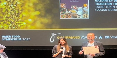 Ünlü Şef Tahir Tekin Öztan'a İsveç'ten Ödül