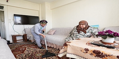 VEFA HİZMETİ YAŞLILARIN YÜZÜNÜ GÜLDÜRÜYOR