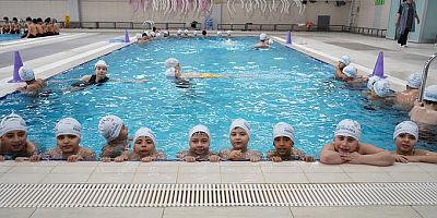 Yüzme Projesi Yüzleri Güldürdü