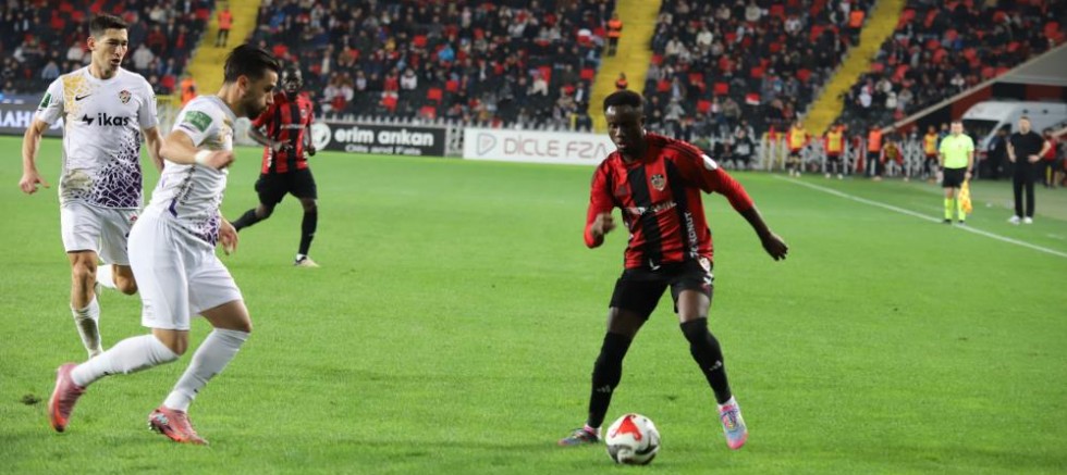 Trendyol Süper Lig: Gaziantep FK: 1 - Eyüpspor: 2 (Maç sonucu)