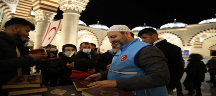 Türkiye Diyanet Vakfı 85 ülkede 1,5 milyon Kur’an-ı Kerim hediye etti
