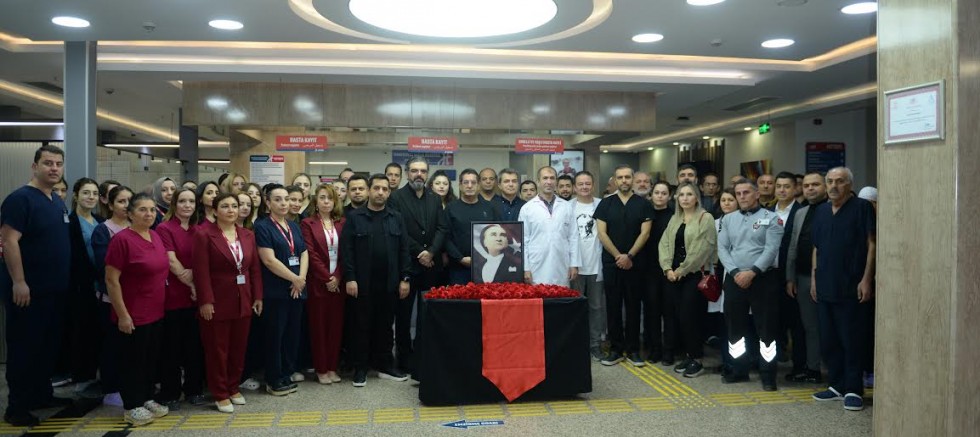 Ulu Önder Mustafa Kemal Atatürk, Özel Hatem Hastanesi’nde Düzenlenen Törenle Anıldı