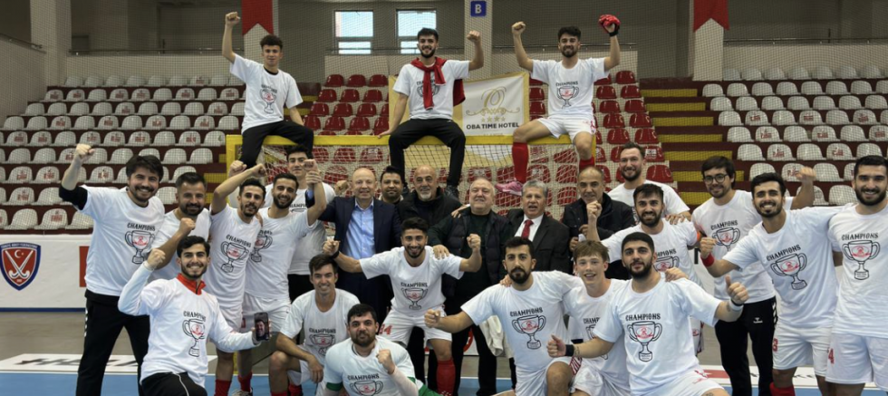 Volkan Group Türkiye Şampiyonluk Kupasını Deprem Şehitleri Anısına  Kaldırdı